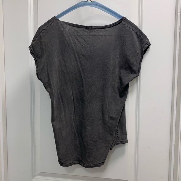 3 Aritzia t-shirts (Sunday Best & Talula) - Picture 4 of 6